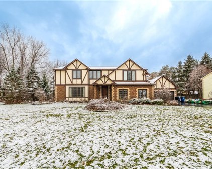 124 Chapel Woods, Amherst
