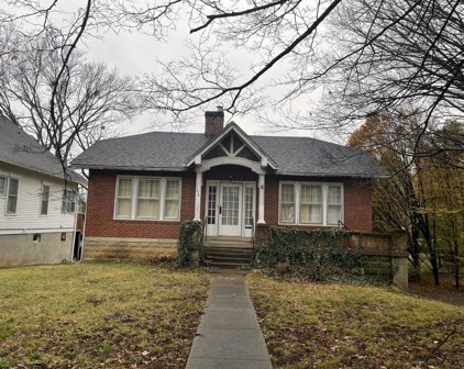 516 N 3rd St, Bardstown