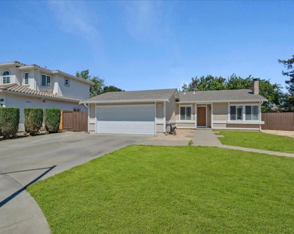 3500 Ferry LN, Fremont