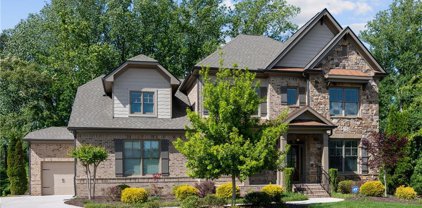640 Settles Bridge Court, Suwanee