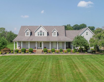 587 W Laurel River Dr, Shepherdsville