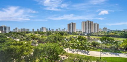 20500 W Country Club Dr Unit #817, Aventura