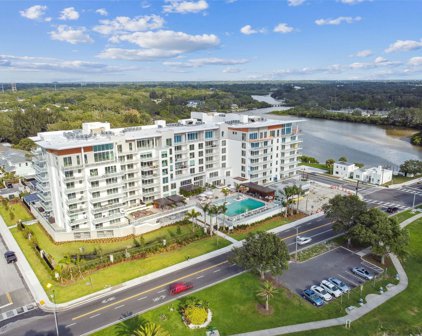 1020 Sunset Point Road Unit 204, Clearwater