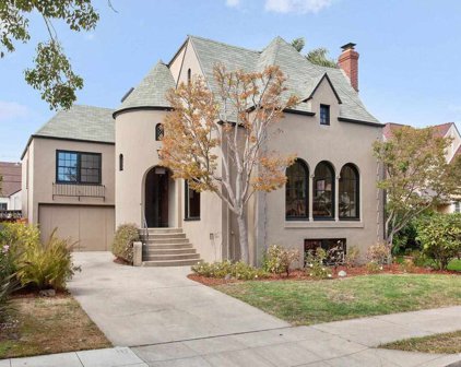 1711 Moreland Drive, Alameda