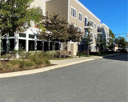 1001 Main  Street Unit 2, East Greenwich