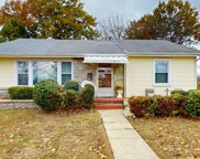 107 Stonebridge Dr, Fayetteville image