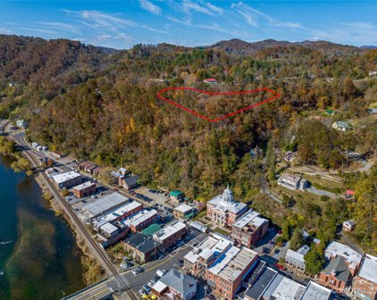 387 Skyway  Drive, Marshall