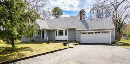 35 Squire Court, Toms River