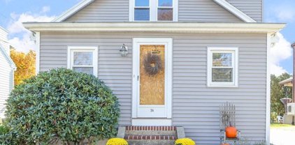 34 Kensington Ave, Newton