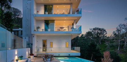 9894  Beverly Grove Dr, Beverly Hills
