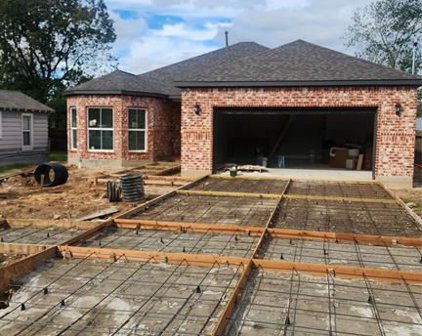 4509 Davenport Street, Houston