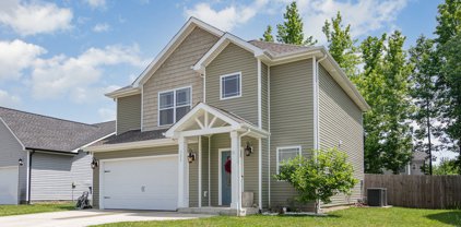 506 Sourwood Dr, Clarksville