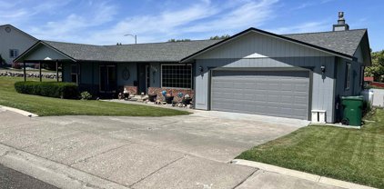 1124 W 19th Ave., Kennewick