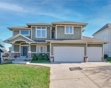 1409 NE Whitestone Drive, Lee's Summit