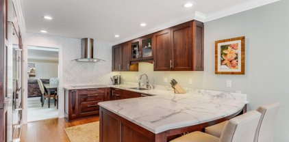 604 Portofino LN, Foster City