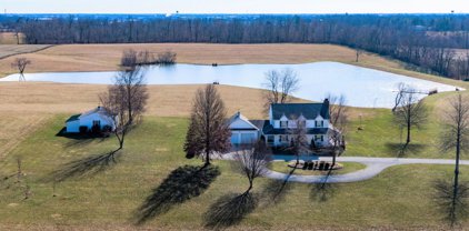 535 Locust Ln, Shelbyville