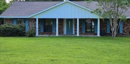 111 Raymond Dr, DeRidder