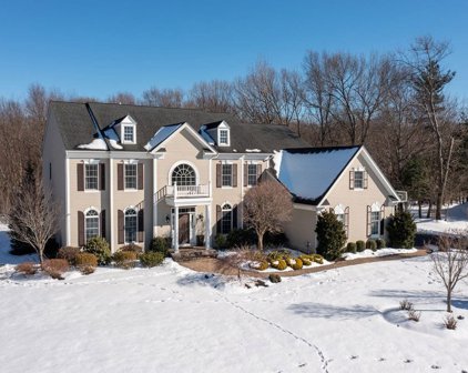 19 Overlook Rd, Hopkinton