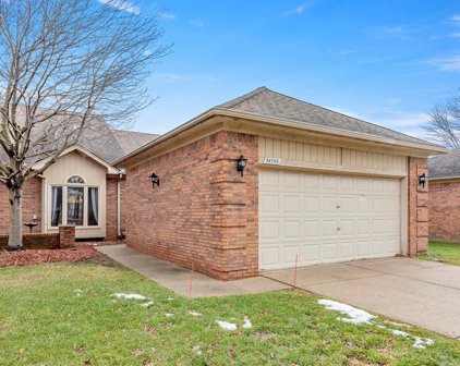 34566 Maple Ln, Sterling Heights