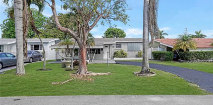 308 Sw 8th St, Hallandale Beach
