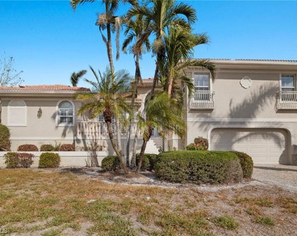 913 Kings Crown  Drive, Sanibel