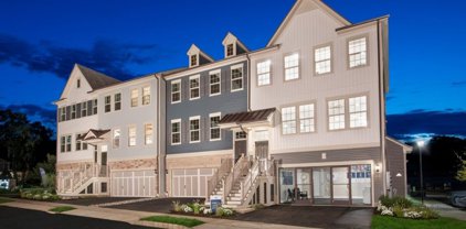 5 Periwinkle, Warren Twp.