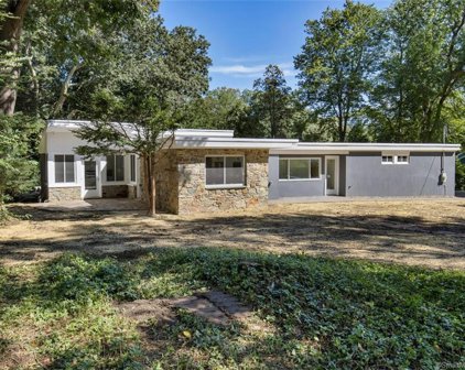 221 Wilson Road, Orange