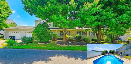 1533 Mermaid Avenue, Beachwood