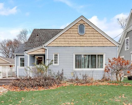 824 North Greenfield Avenue, Waukesha
