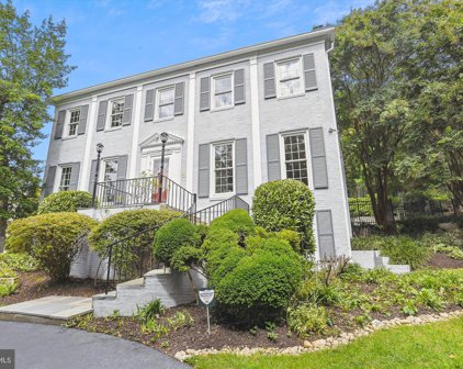 1313 Merrie Ridge Rd, Mclean