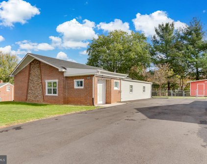 322 Kerfoot Ave, Front Royal