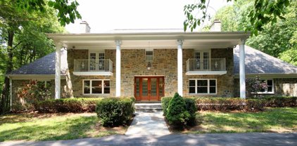 5524 Beech Ridge Dr, Fairfax