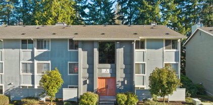 4727 W Lake Sammamish Parkway SE Unit #B105, Issaquah