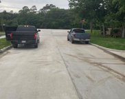 103 lincoln cedars dr, Baytown image