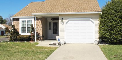 2 Hamilton Ct, Mount Laurel