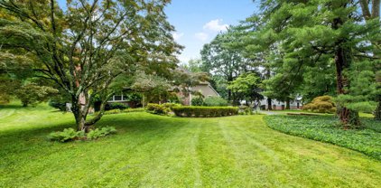1429 Spring Mill Rd, Gladwyne