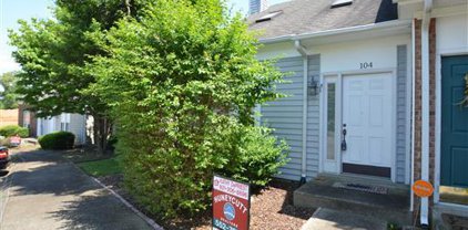 104 Carriage Pl, Clarksville