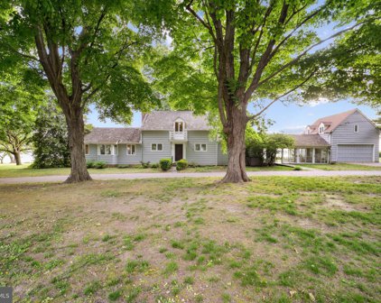 752 Skywater Rd, Gibson Island