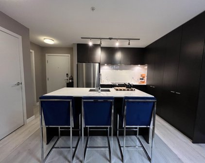 1679 Lloyd Avenue Unit 307, North Vancouver