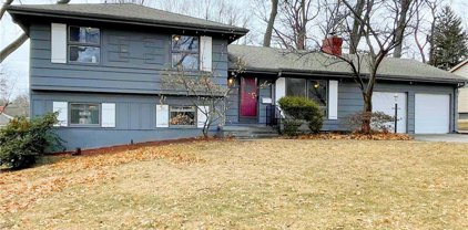 4907 W 63 Street, Prairie Village