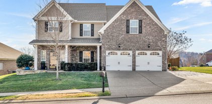192 Meandering Dr, Lebanon