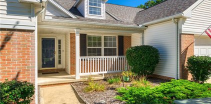 468 E Heritage Drive, Cuyahoga Falls