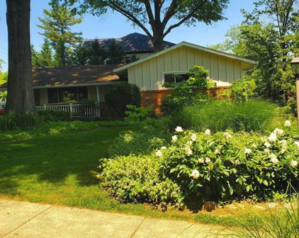 7212 Churchill Rd, Mclean