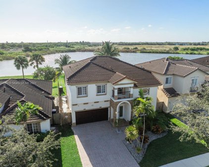 22758 Sw 94th Path, Cutler Bay