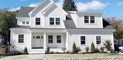 18 Libby Ave, Reading