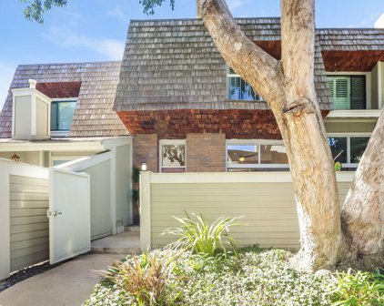 13121  Mindanao Way Unit 3, Marina Del Rey