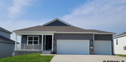 6320 Centennial Road, Papillion