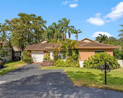 2269 Nova Village Drive, Davie