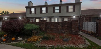 38633 GOLFVIEW, Clinton Twp
