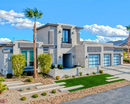 1050 Crystal Heights Court, Henderson